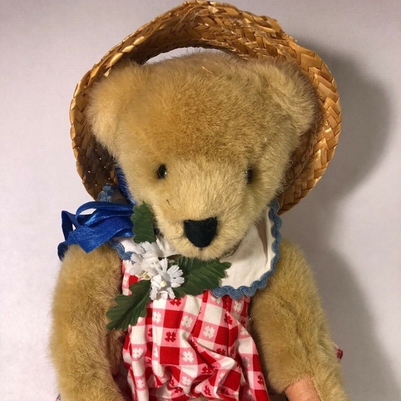 Muffy VanderBear Teddy Bear 12" NABCO Picnic 1992 Plush Retired Straw Hat Vtg
